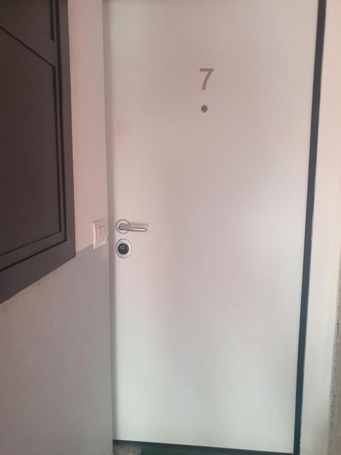 Curti Granda Hotel Rescaldina Екстериор снимка