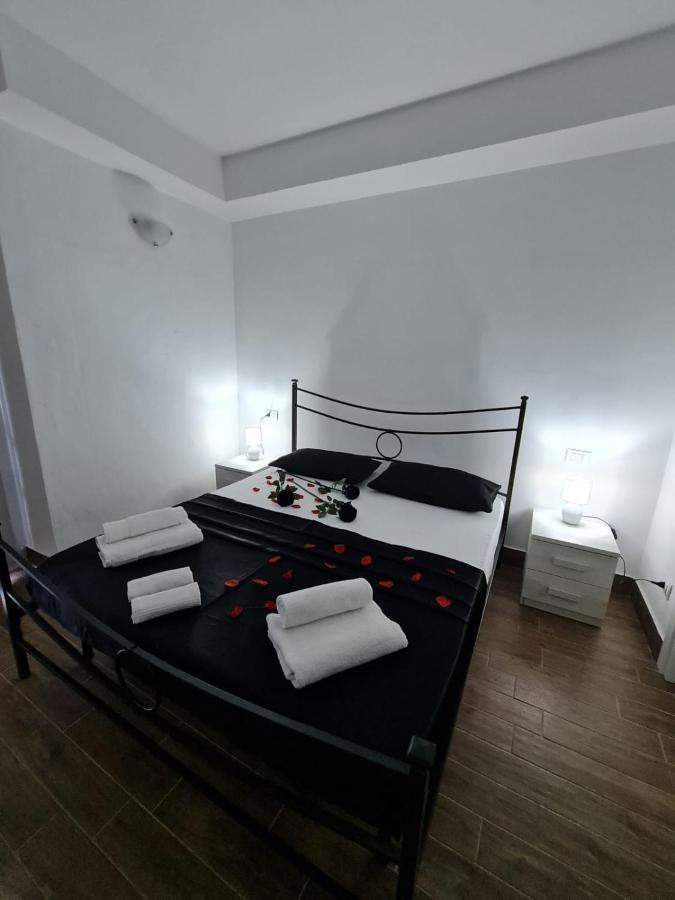 Curti Granda Hotel Rescaldina Екстериор снимка