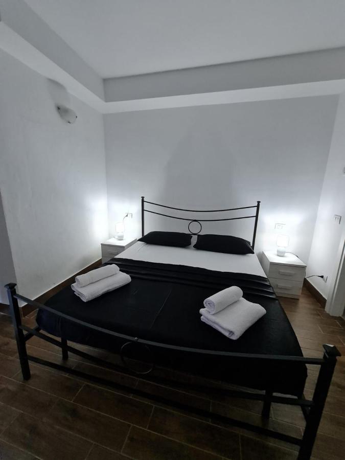 Curti Granda Hotel Rescaldina Екстериор снимка