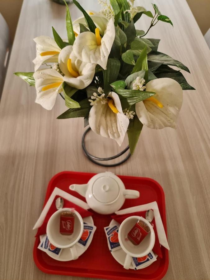 Curti Granda Hotel Rescaldina Екстериор снимка