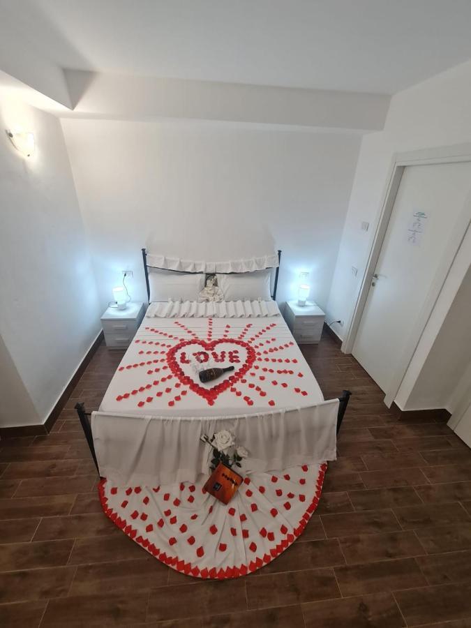 Curti Granda Hotel Rescaldina Екстериор снимка